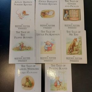 🎄The Tail of... books collection kids